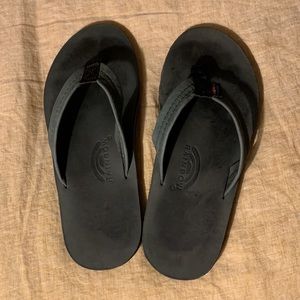 Rainbow classic leather sandals size 10-11